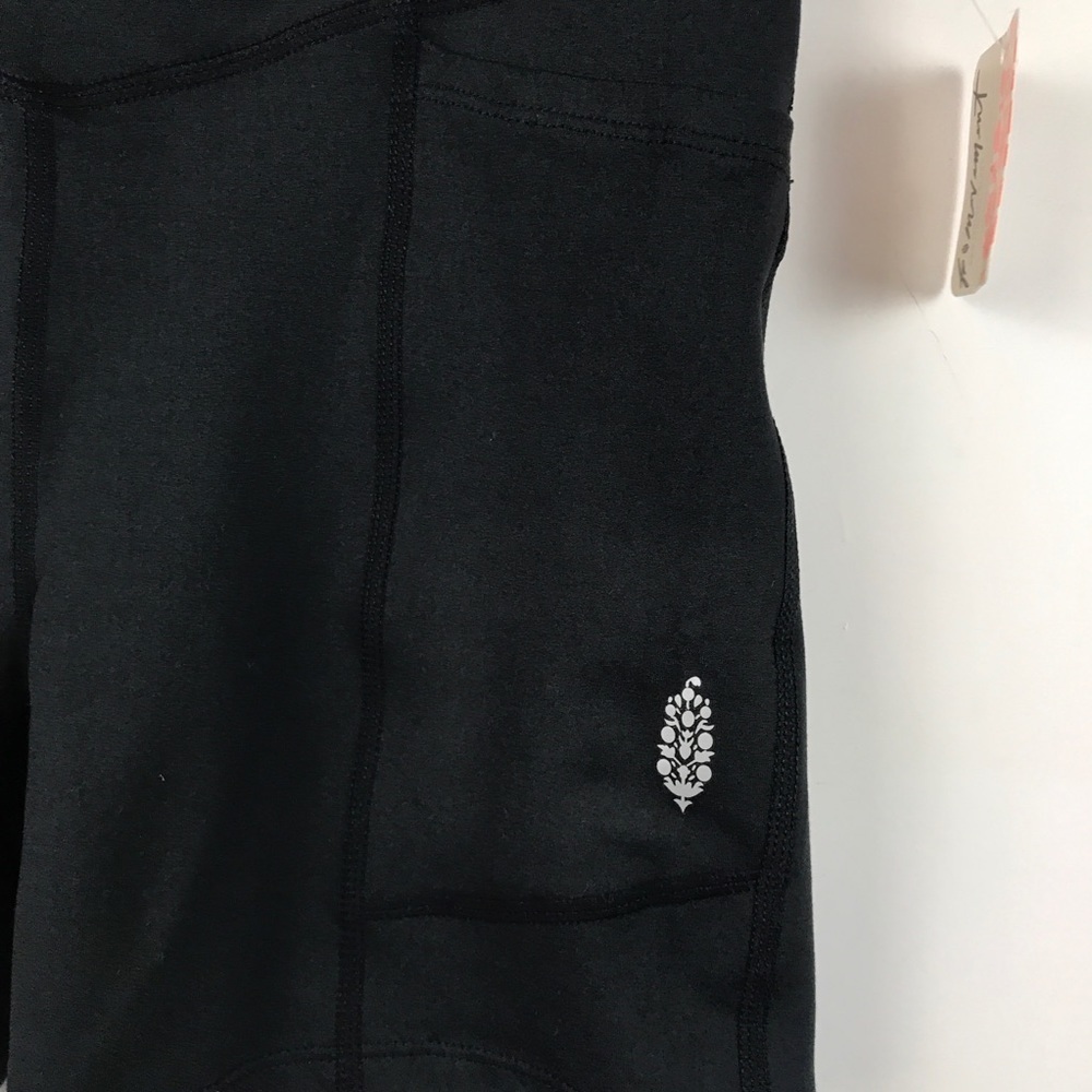 NWT Free People‎ Odessa Bike Shorts in Black Size XS - Picture 8 of 10